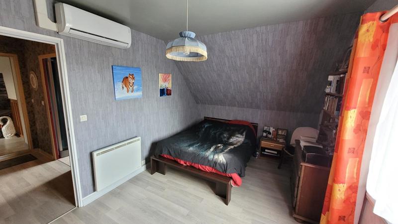 Maison - 243 m² - 11 pièces