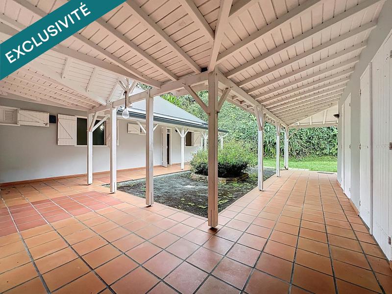 Maison - 254 m² - 6 pièces