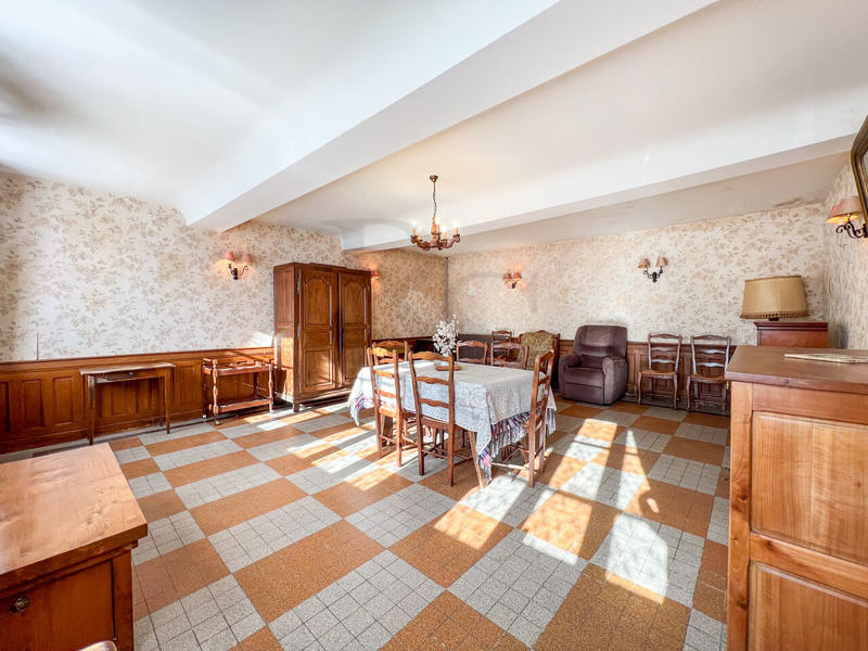 Maison - 148 m² - 5 pièces