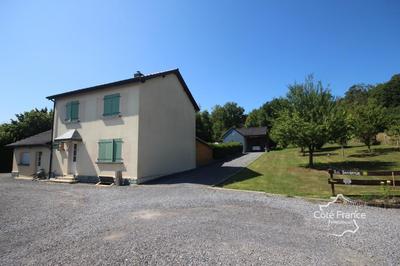 Maison - 191 m² - 10 pièces