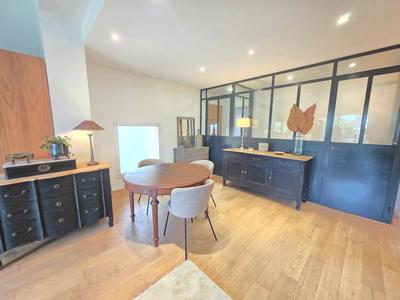 Appartement - 95 m² - 4 pièces