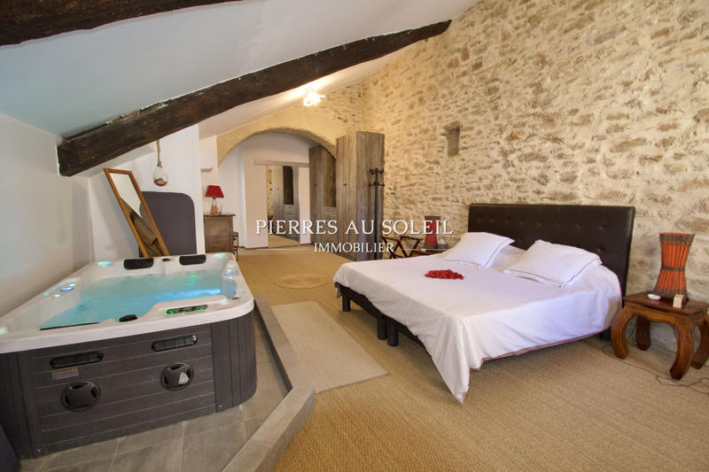 Maison - 200 m² - 4 pièces