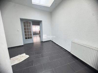 Immeuble - 160 m² - 7 pièces