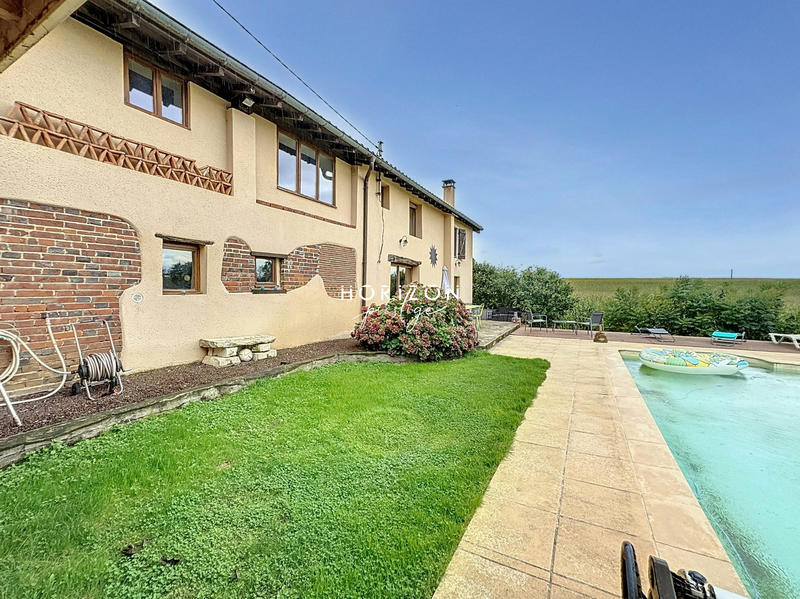 Ferme - 273 m² - 8 pièces