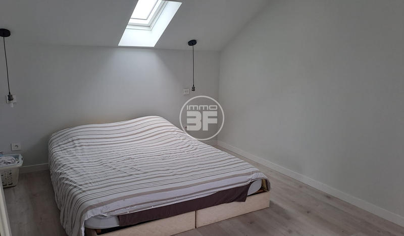 Maison - 140 m² - 5 pièces