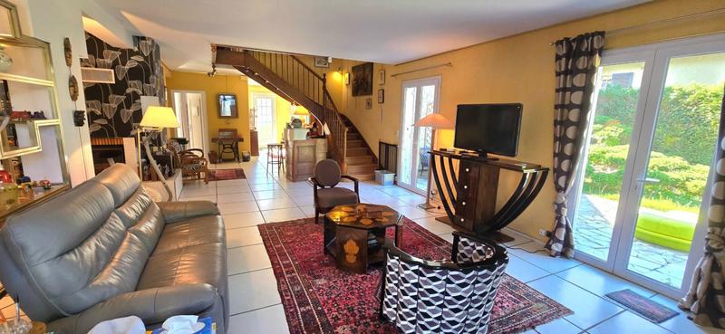 Maison - 194 m² - 8 pièces