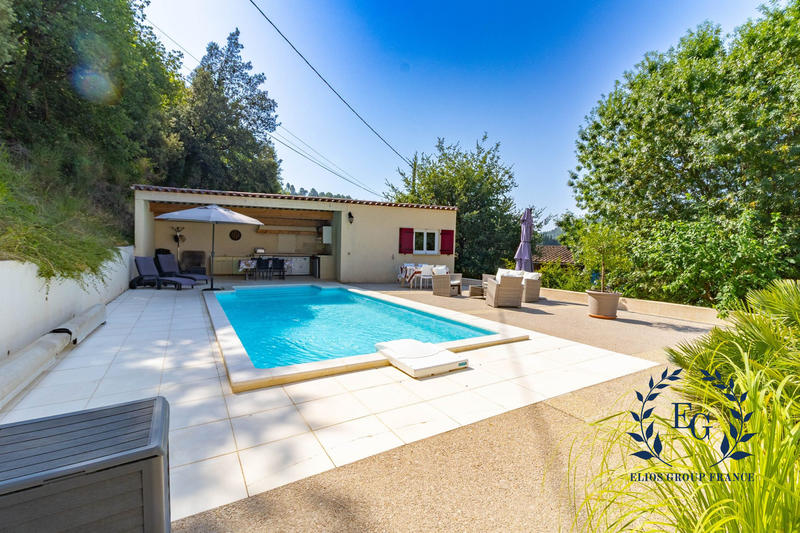 Maison - 112 m² - 4 pièces