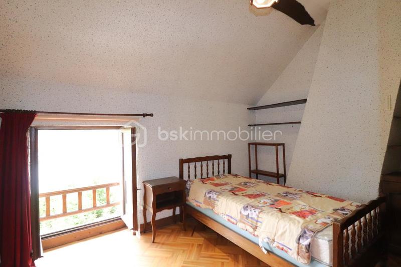 Maison - 96 m² - 5 pièces