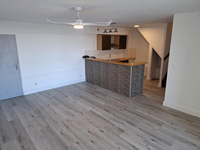 Appartement - 75 m² - 5 pièces