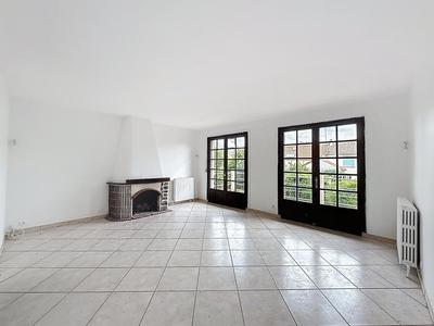 Maison - 170 m² - 6 pièces