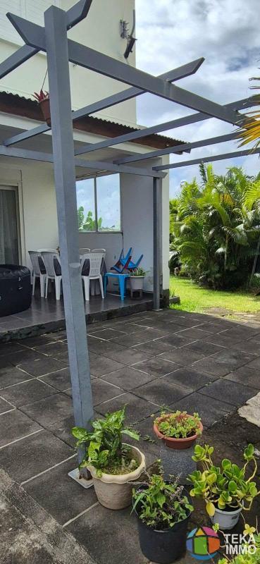 Maison jumelée - 180 m² - 10 pièces