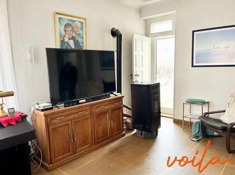 Maison - 180 m² - 7 pièces