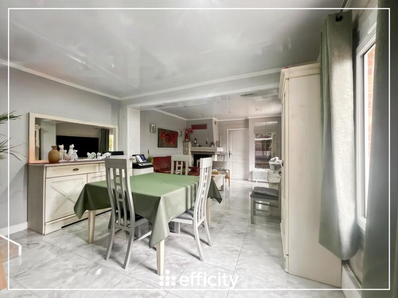 Maison - 93 m² - 4 pièces