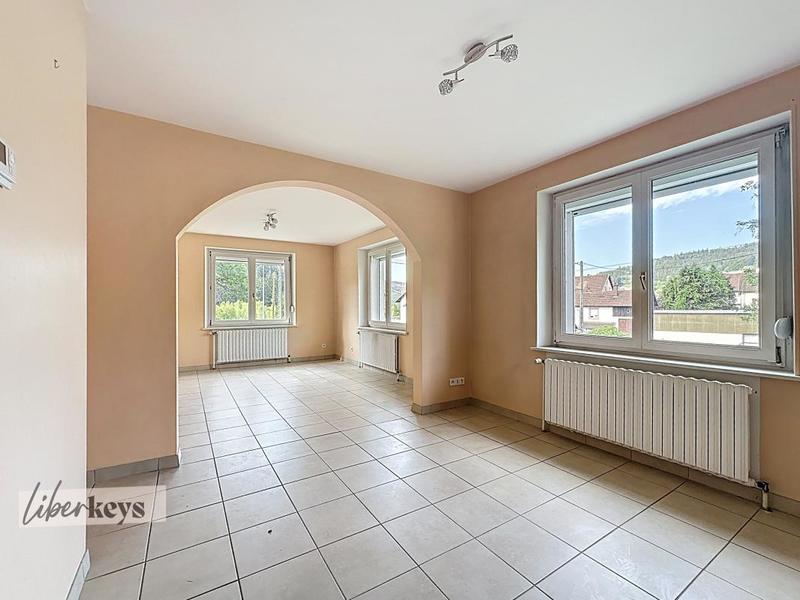 Maison traditionnelle - 114 m² - 6 pièces