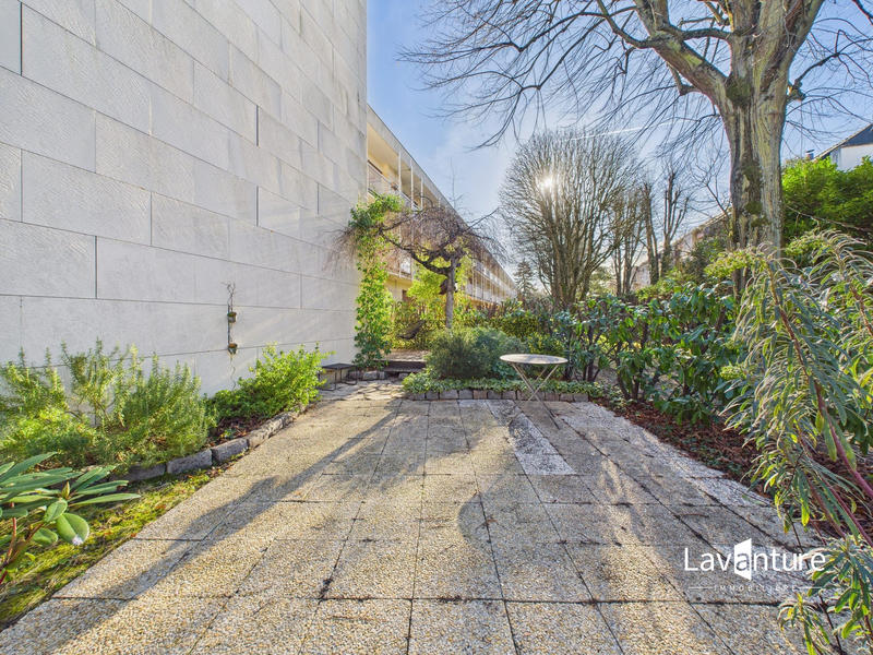 Appartement - 81 m² - 4 pièces