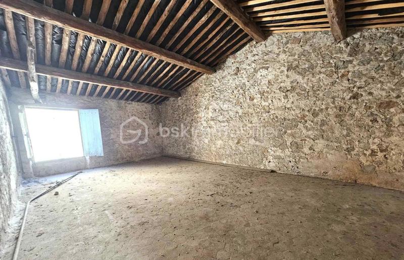 Maison de village - 84 m² - 3 pièces