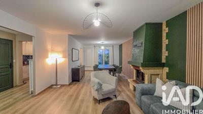 Maison - 105 m² - 5 pièces