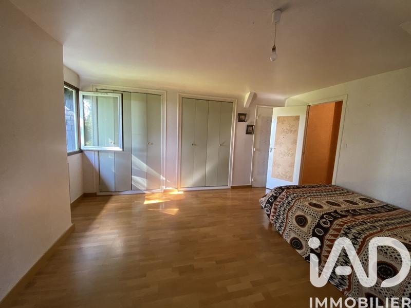 Maison - 139 m² - 7 pièces