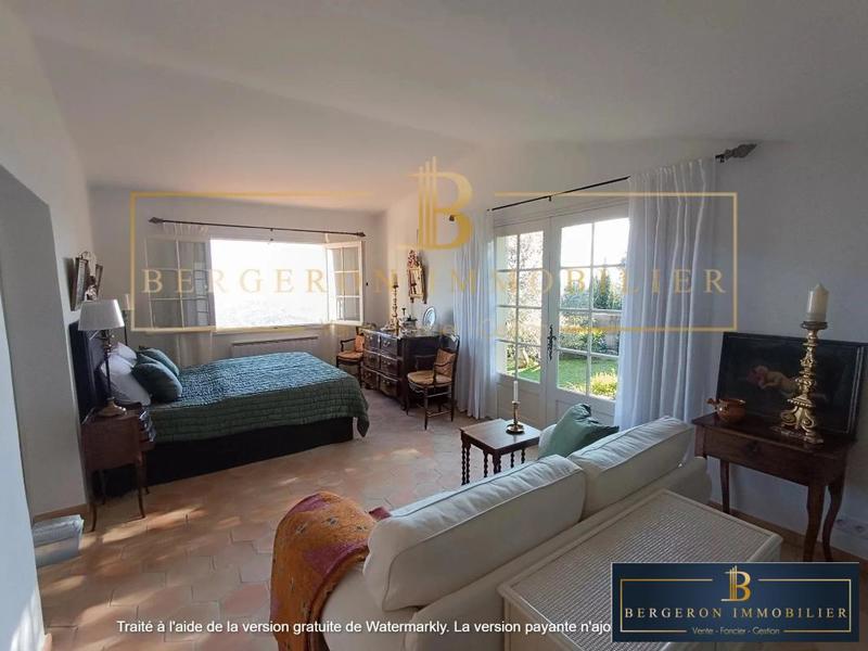 Villa - 185 m² - 6 pièces