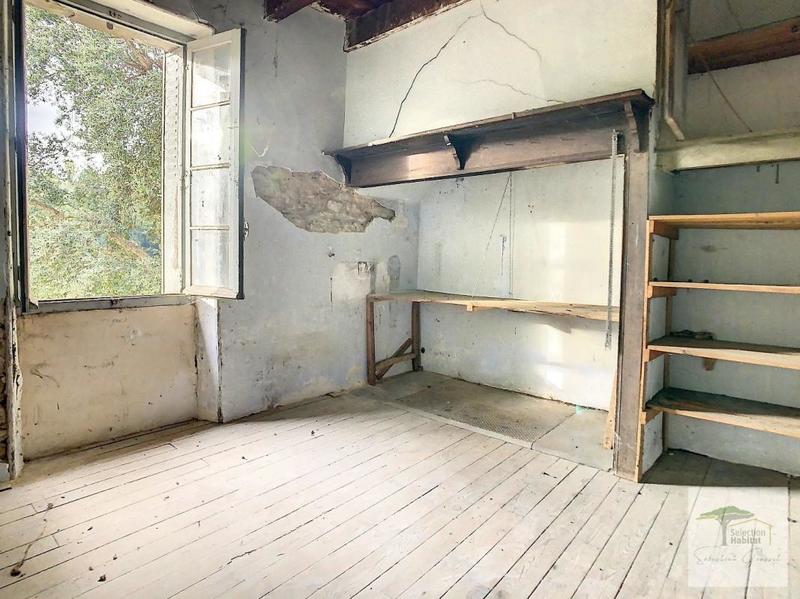 Maison - 180 m² - 8 pièces