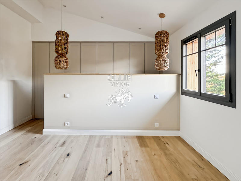 Villa - 190 m² - 6 pièces