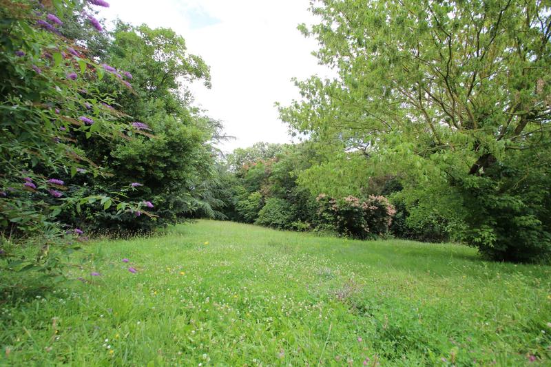 Maison - 230 m² - 8 pièces