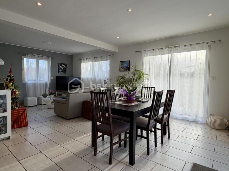 Maison - 120 m² - 7 pièces