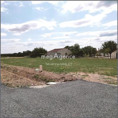 Terrain constructible - 1 160 m²