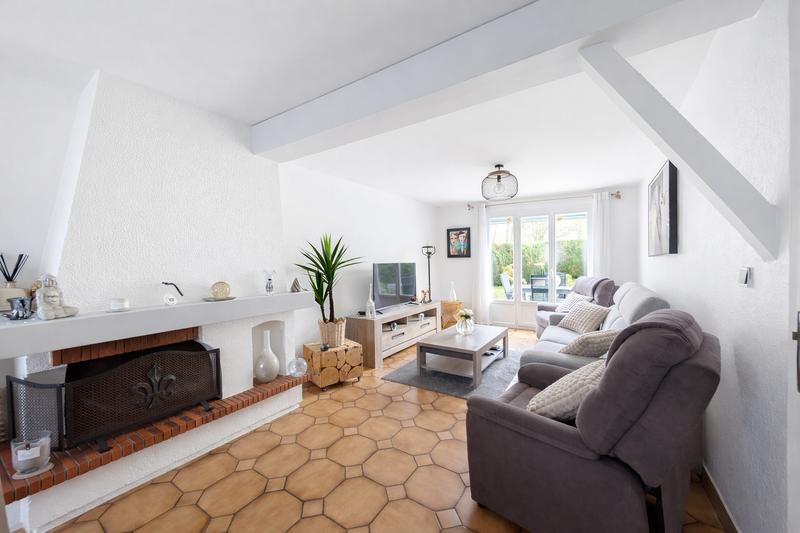 Maison - 97 m² - 5 pièces