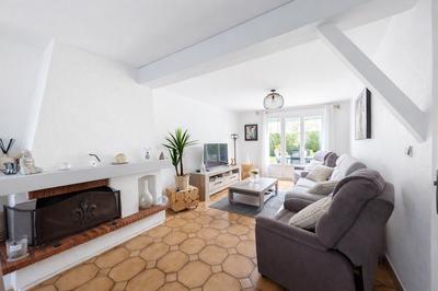 Maison - 97 m² - 5 pièces