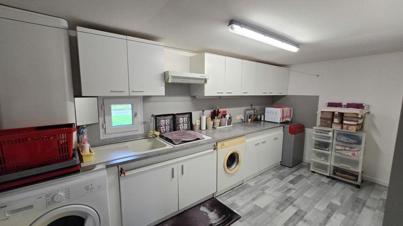 Maison - 150 m² - 4 pièces