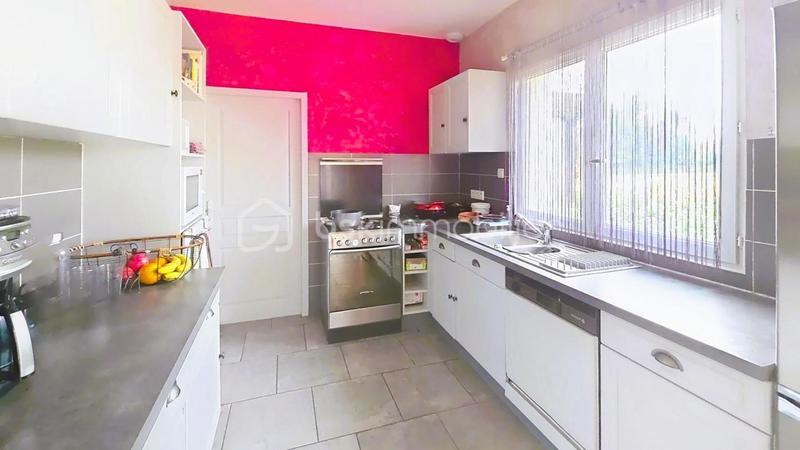 Maison - 115 m² - 6 pièces