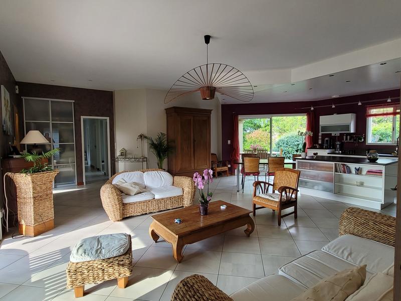 Maison - 148 m² - 7 pièces