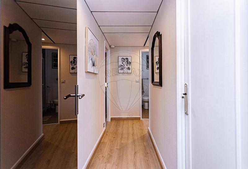 Appartement - 90 m² - 3 pièces