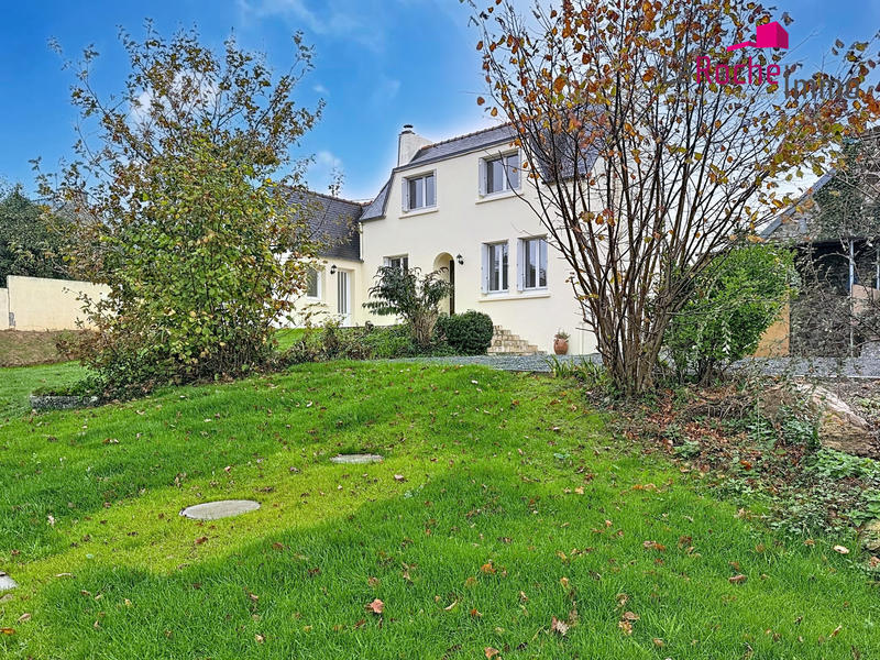 Maison - 136 m² - 6 pièces