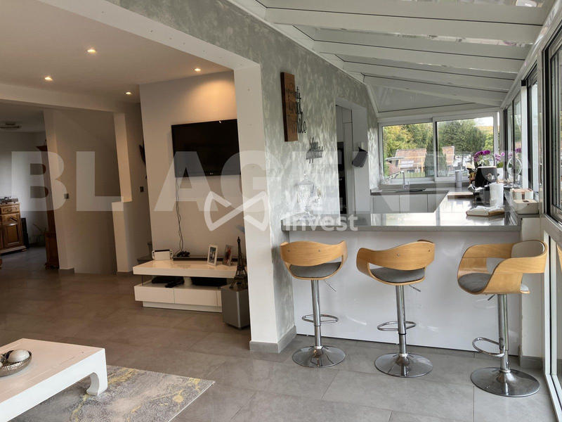 Maison - 176 m² - 6 pièces