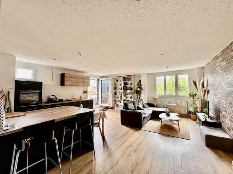 Appartement - 92 m² - 4 pièces