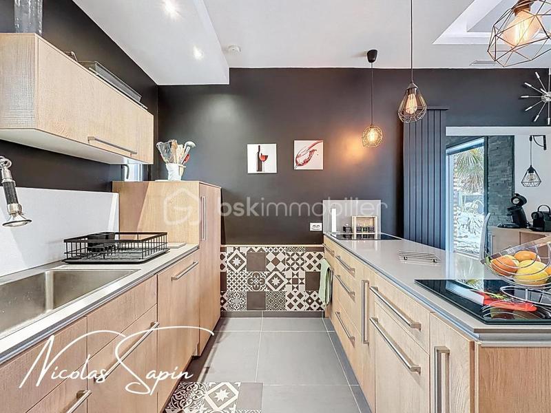 Maison - 110 m² - 5 pièces