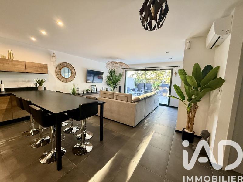 Maison - 96 m² - 4 pièces