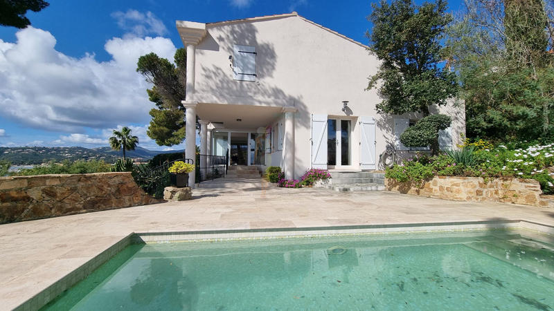 Villa - 170 m² - 5 pièces