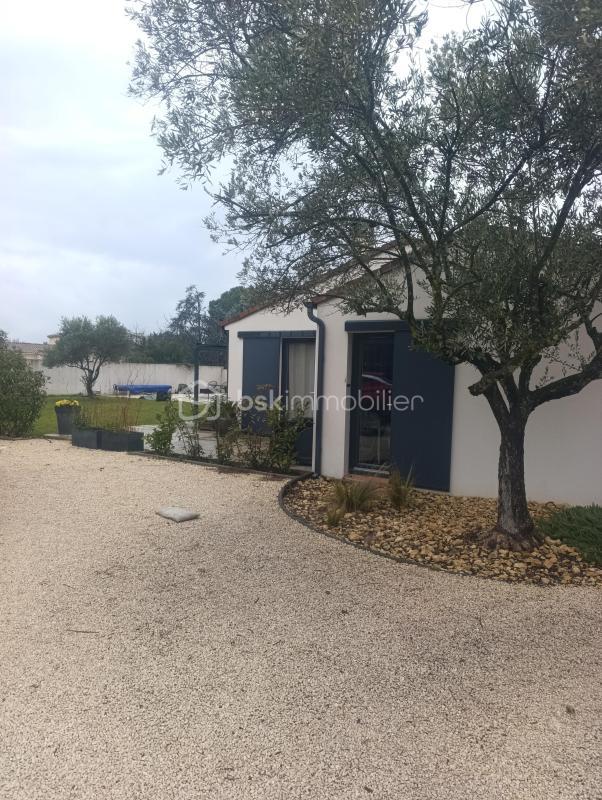 Maison traditionnelle - 110 m² - 5 pièces