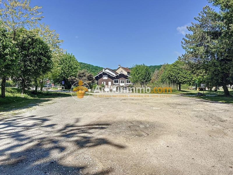 Magasins - 440 m² - 5 pièces