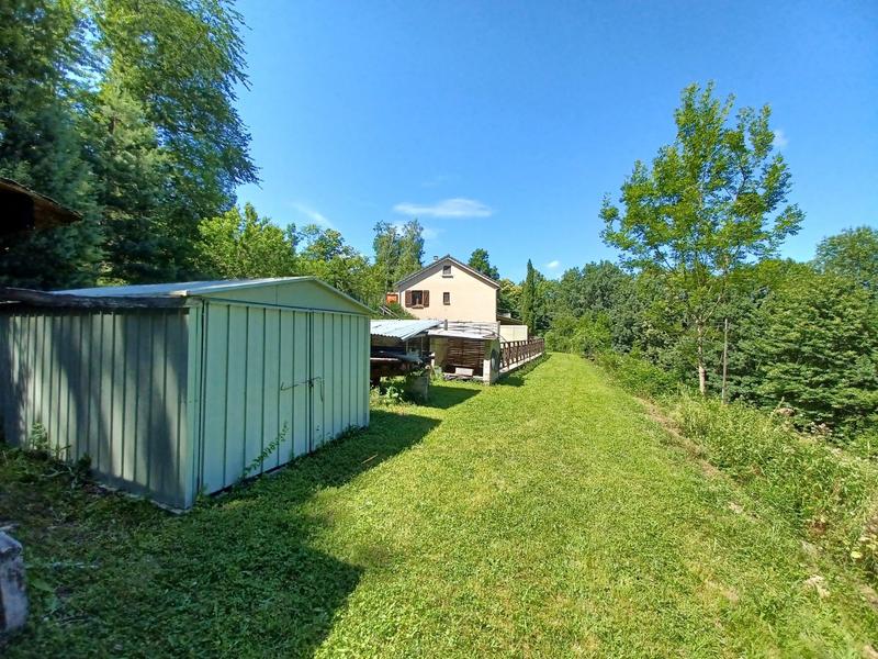 Maison - 235 m² - 8 pièces