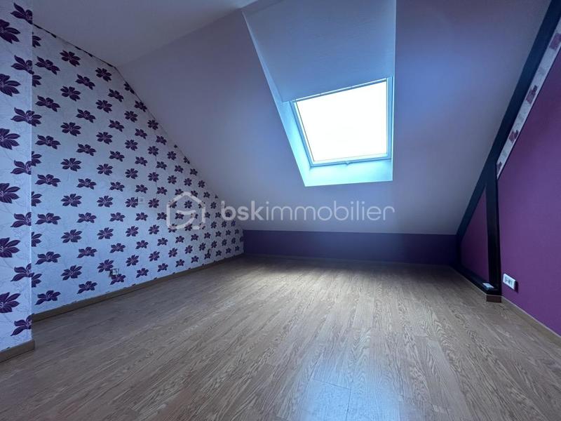 Maison - 220 m² - 10 pièces