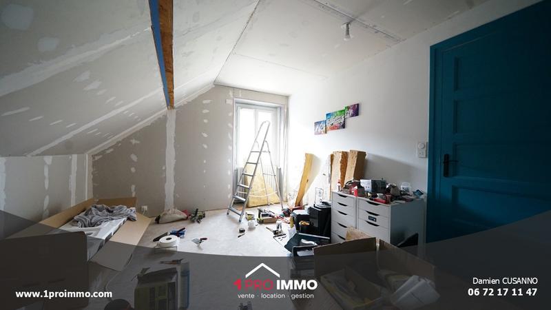 Maison - 202 m² - 5 pièces