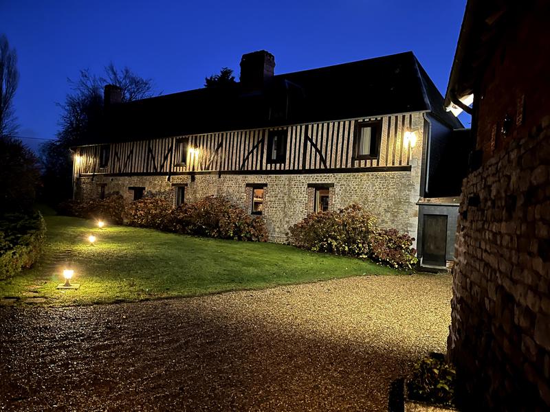 Maison ancienne - 240 m² - 7 pièces