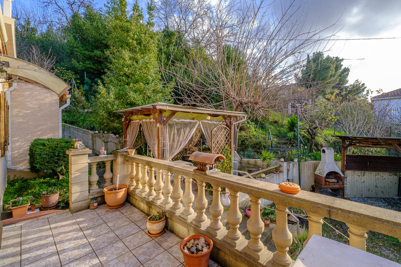 Maison - 91 m² - 4 pièces