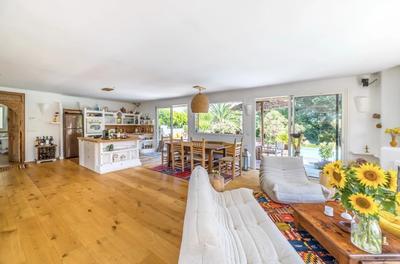 Maison - 260 m² - 5 pièces