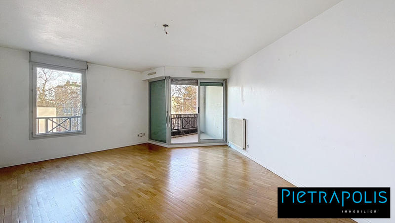 Appartement - 74 m² - 3 pièces