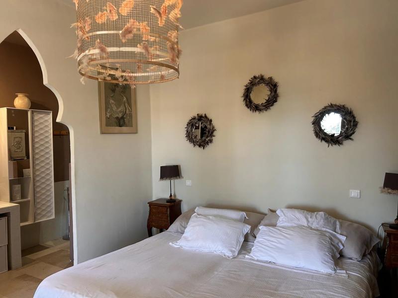 Maison - 180 m² - 6 pièces